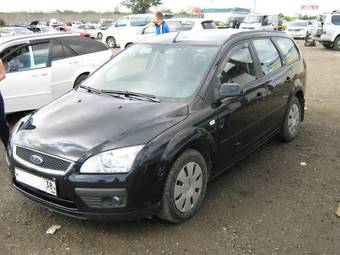 2005 Ford Focus Pictures