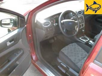2005 Ford Focus Images