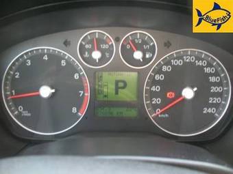 2005 Ford Focus Pictures