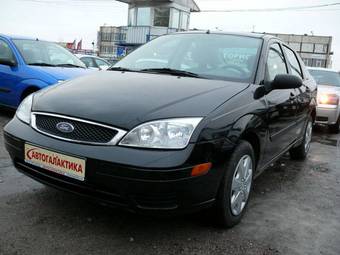 2005 Ford Focus Pictures