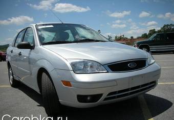 2005 Ford Focus Pictures