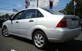 2005 Ford Focus Pics
