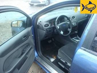 2005 Ford Focus Pictures