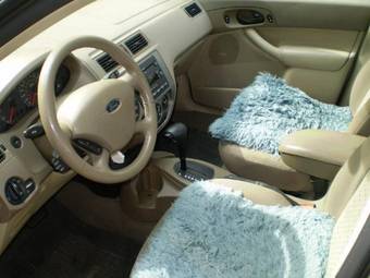 2005 Ford Focus Pictures