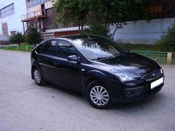 2005 Ford Focus Pictures