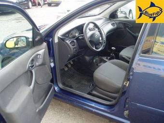 2005 Ford Focus Pictures