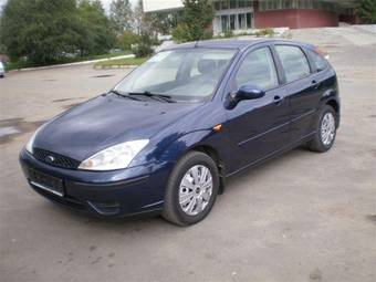 2005 Ford Focus Photos