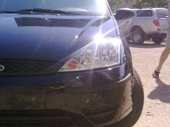 2005 Ford Focus Photos