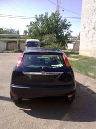 2005 Ford Focus Photos