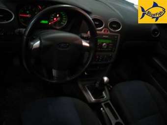 2006 Ford Focus Photos