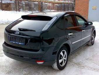 2006 Ford Focus Photos