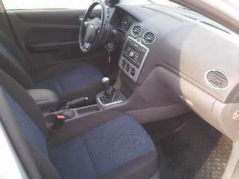 2006 Ford Focus Pictures