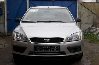 2006 Ford Focus Photos