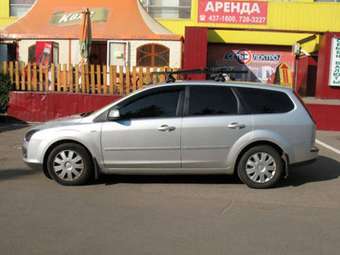 2006 Ford Focus Photos