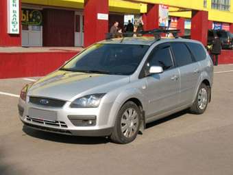 2006 Ford Focus Pictures