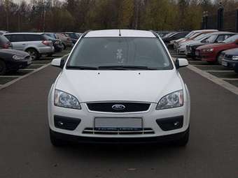 2006 Ford Focus Photos