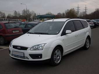 2006 Ford Focus Photos