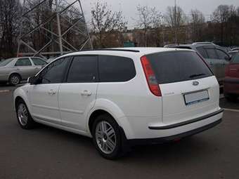 2006 Ford Focus Photos