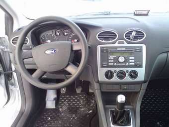 2006 Ford Focus Pictures