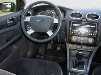 2006 Ford Focus Images