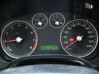 2006 Ford Focus Photos