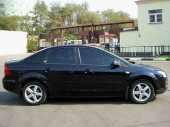 2006 Ford Focus Pictures