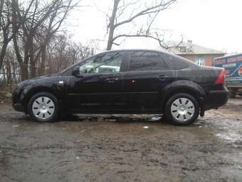 2006 Ford Focus Photos