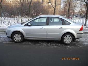 2006 Ford Focus Images
