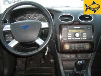 2006 Ford Focus Photos