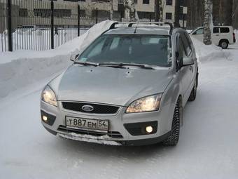 2006 Ford Focus Photos
