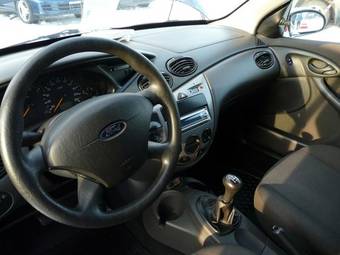 2006 Ford Focus Photos