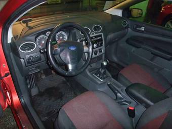 2006 Ford Focus Photos