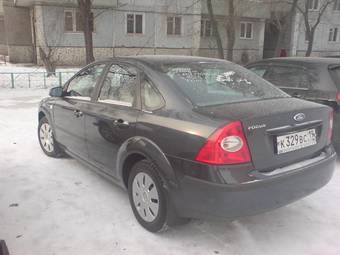 2006 Ford Focus Photos