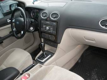 2006 Ford Focus Pictures