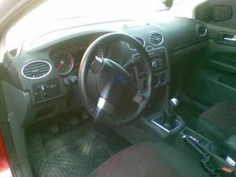 2006 Ford Focus Photos