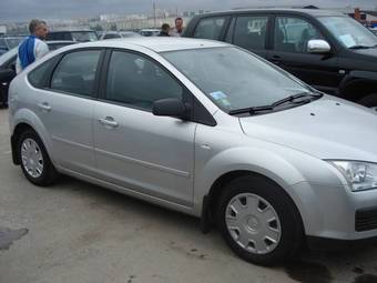 2006 Ford Focus Photos