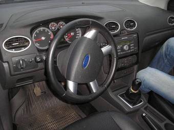 2006 Ford Focus Pictures