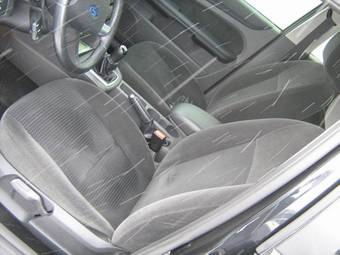 2006 Ford Focus Photos