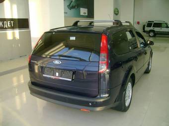 2006 Ford Focus Photos