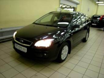 2006 Ford Focus Photos