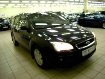 2006 Ford Focus Photos