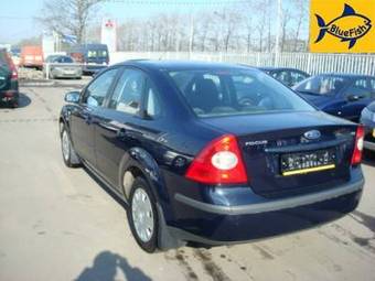 2006 Ford Focus Photos