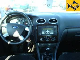 2006 Ford Focus Images
