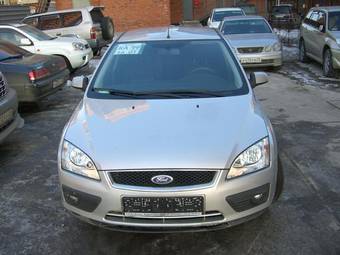 2006 Ford Focus Photos