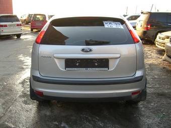 2006 Ford Focus Photos