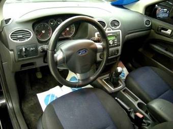 2006 Ford Focus Photos