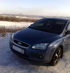 2006 Ford Focus Photos