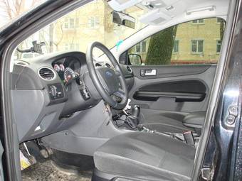 2006 Ford Focus Photos