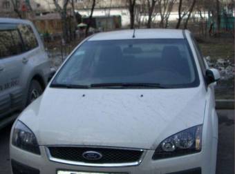 2006 Ford Focus Photos
