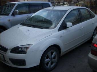 2006 Ford Focus Photos